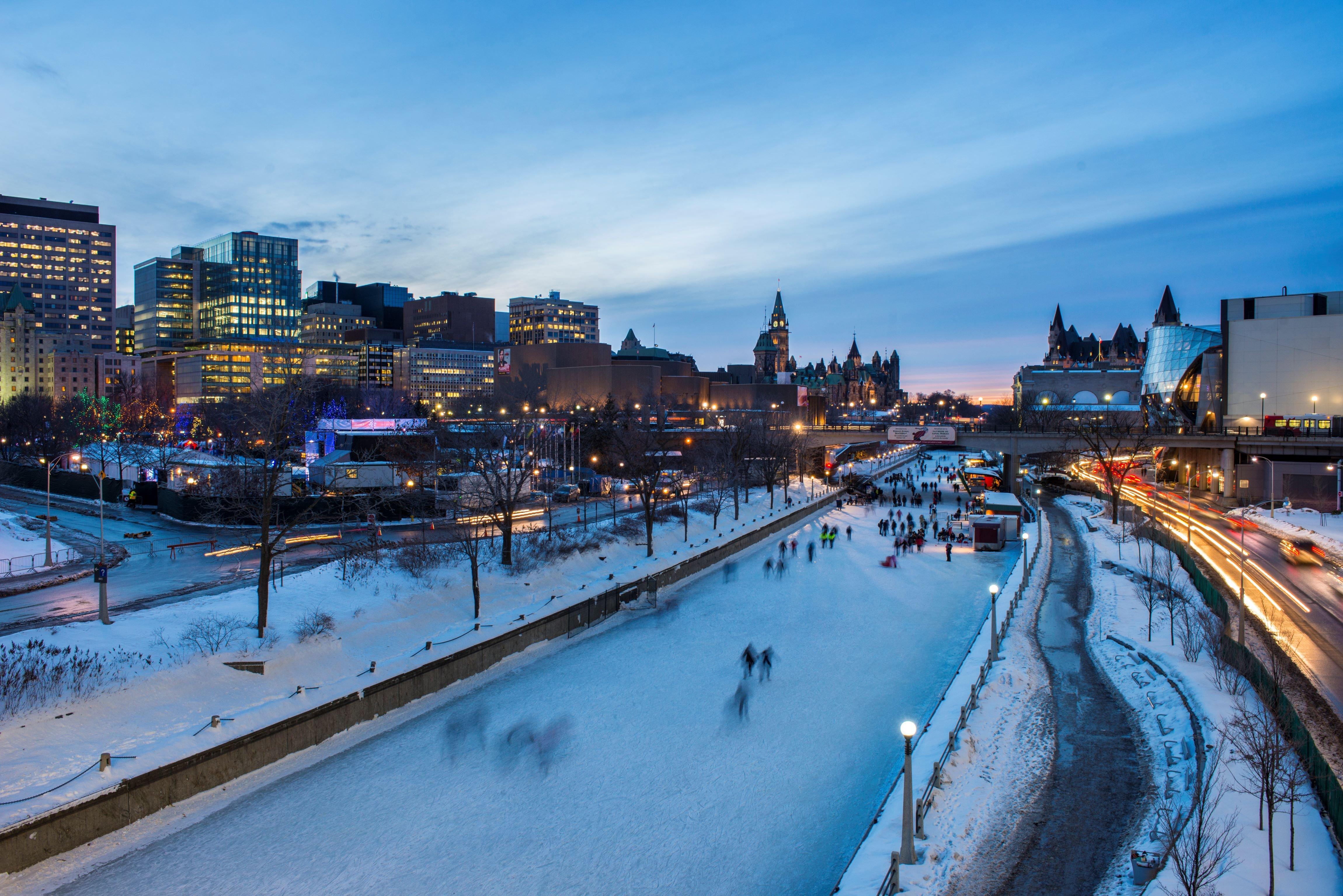 Holiday Inn & Suites Ottawa Kanata By Ihg Esterno foto