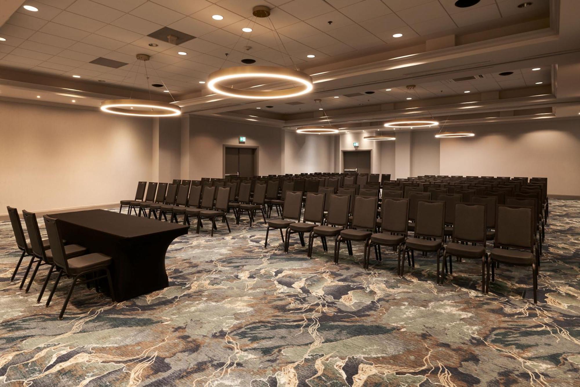 Holiday Inn & Suites Ottawa Kanata By Ihg Esterno foto