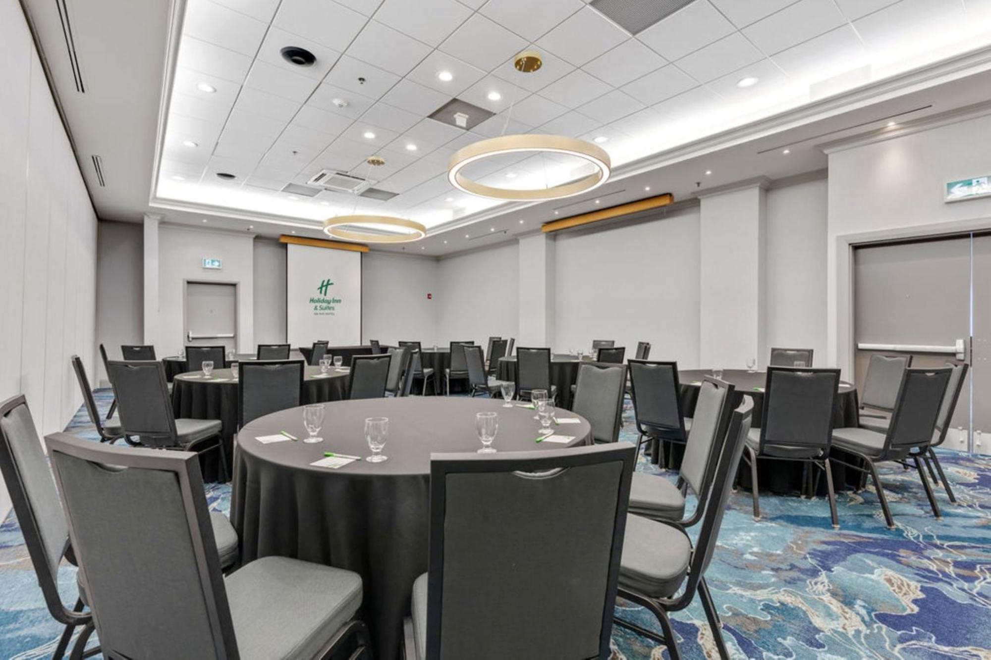 Holiday Inn & Suites Ottawa Kanata By Ihg Esterno foto