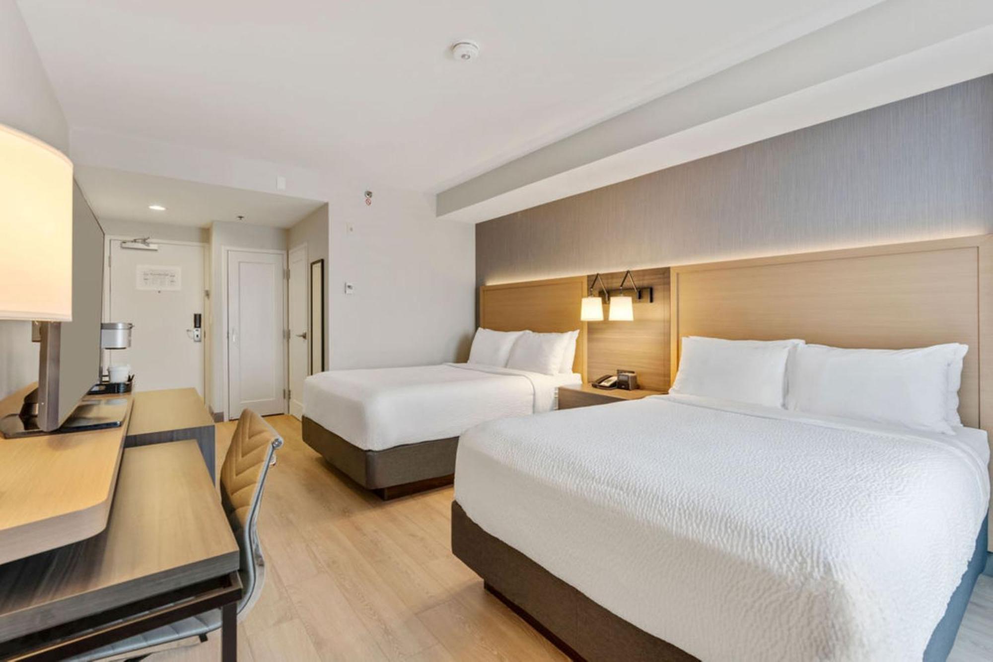 Holiday Inn & Suites Ottawa Kanata By Ihg Esterno foto