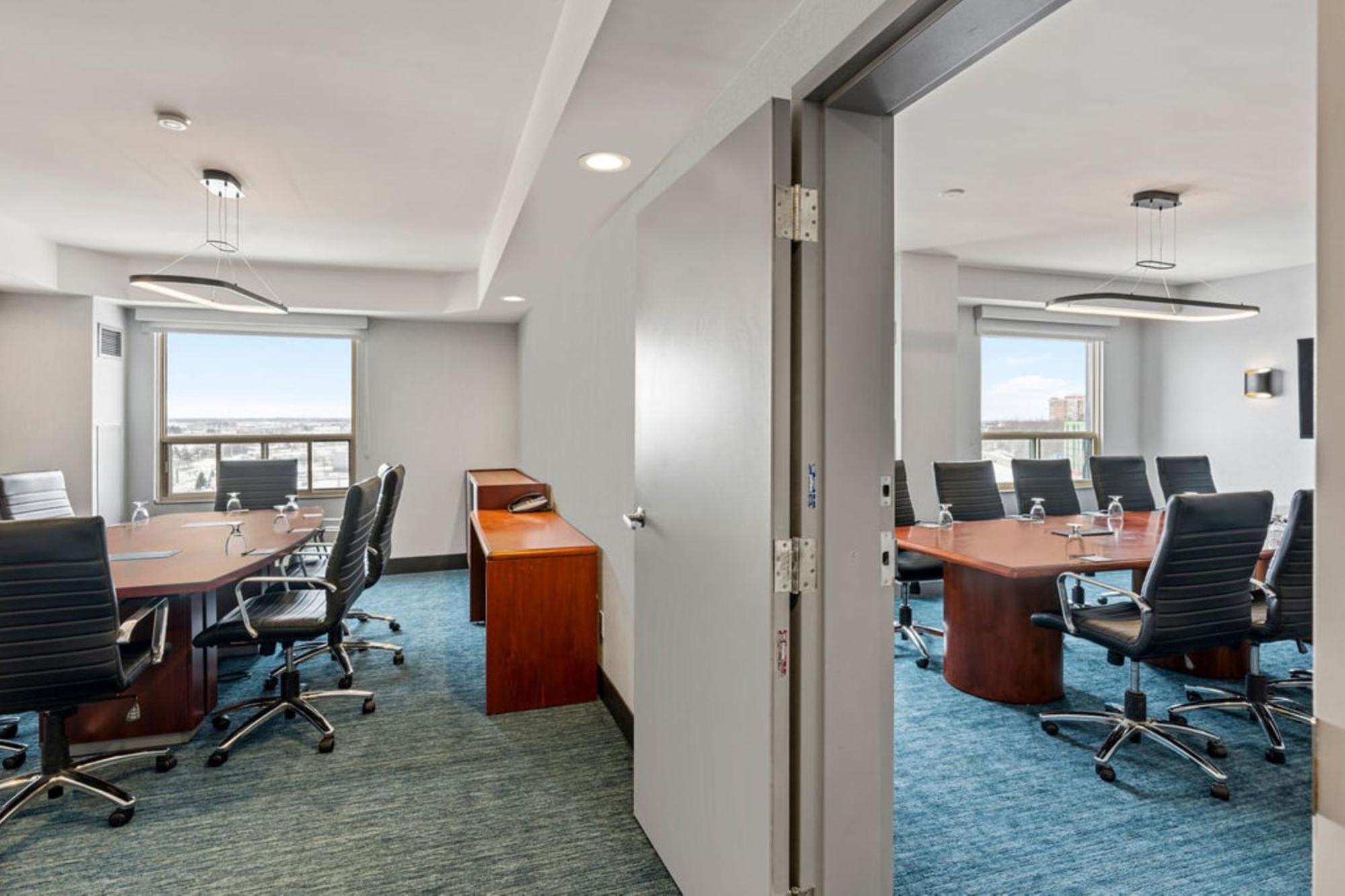 Holiday Inn & Suites Ottawa Kanata By Ihg Esterno foto
