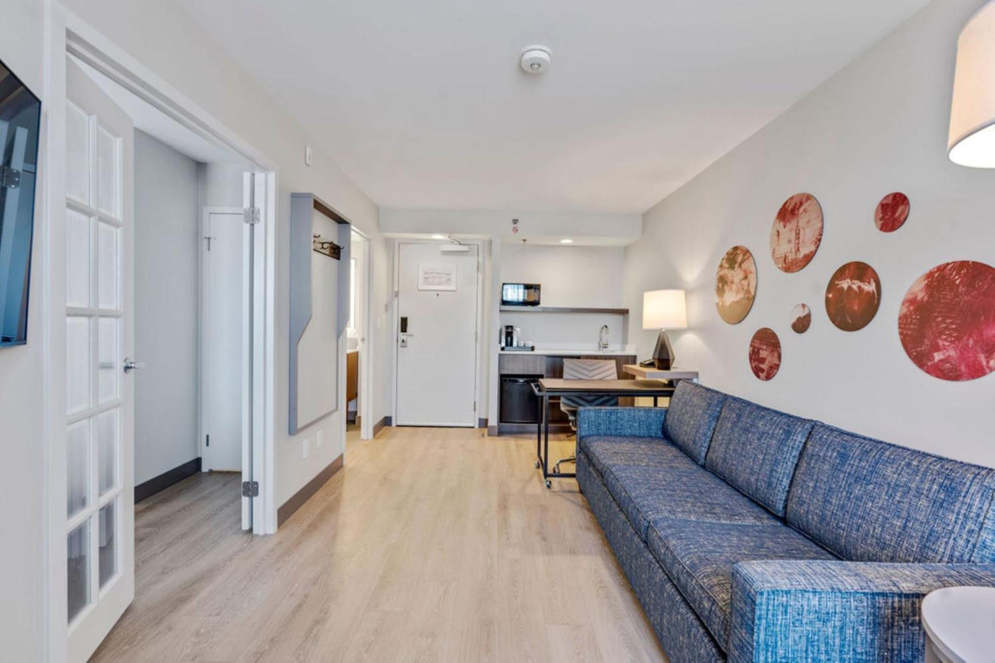 Holiday Inn & Suites Ottawa Kanata By Ihg Esterno foto