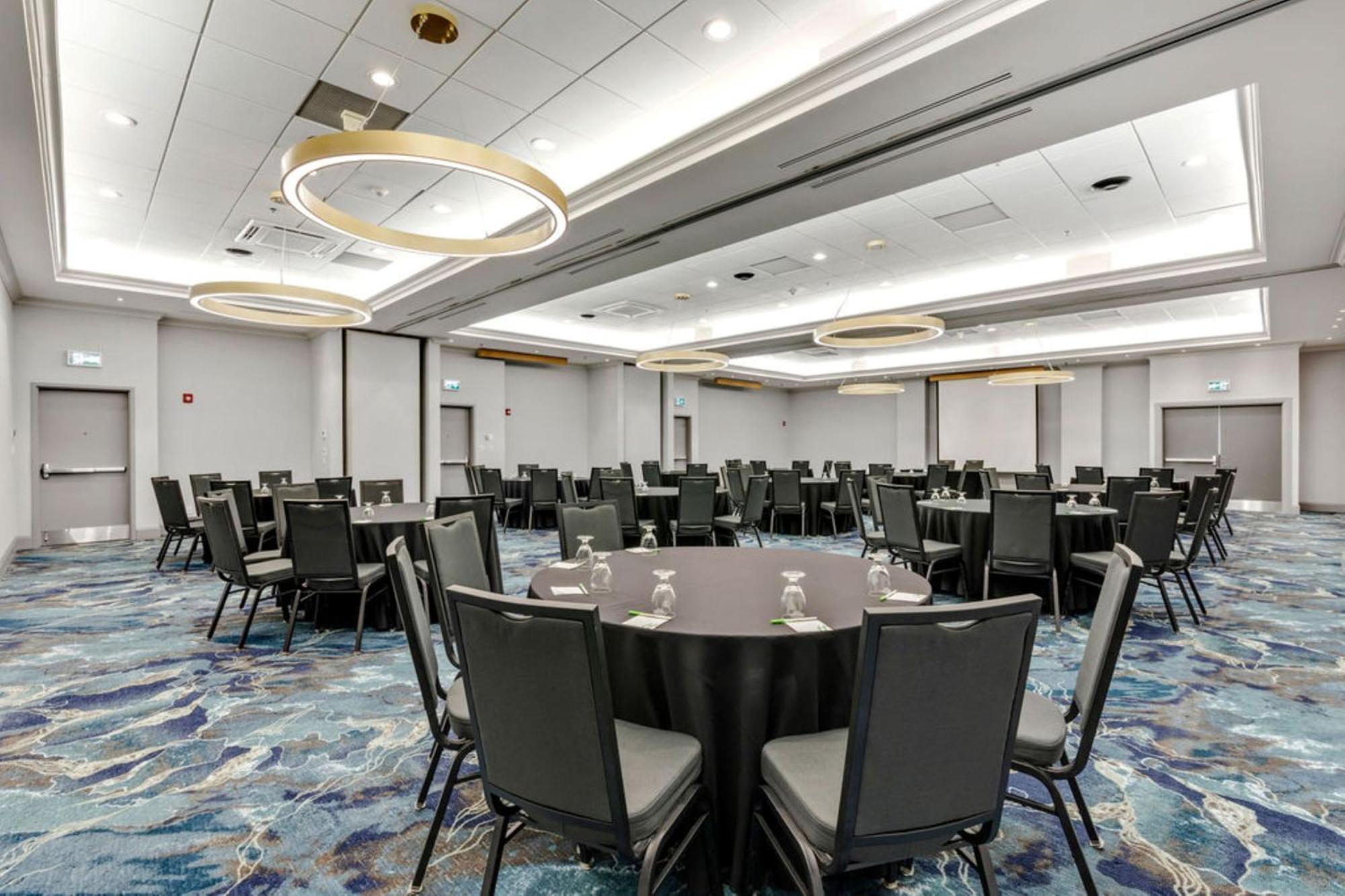 Holiday Inn & Suites Ottawa Kanata By Ihg Esterno foto