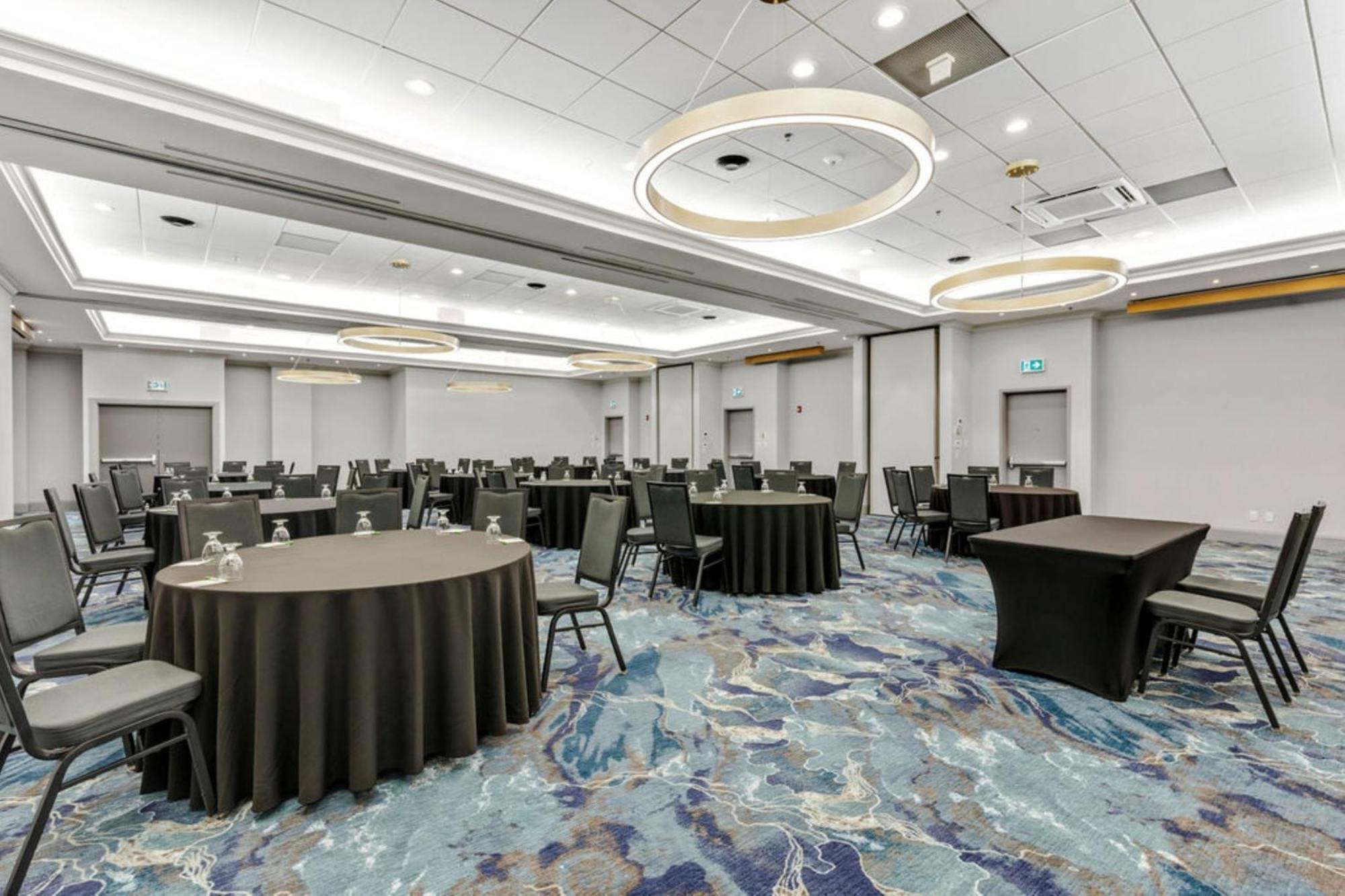 Holiday Inn & Suites Ottawa Kanata By Ihg Esterno foto