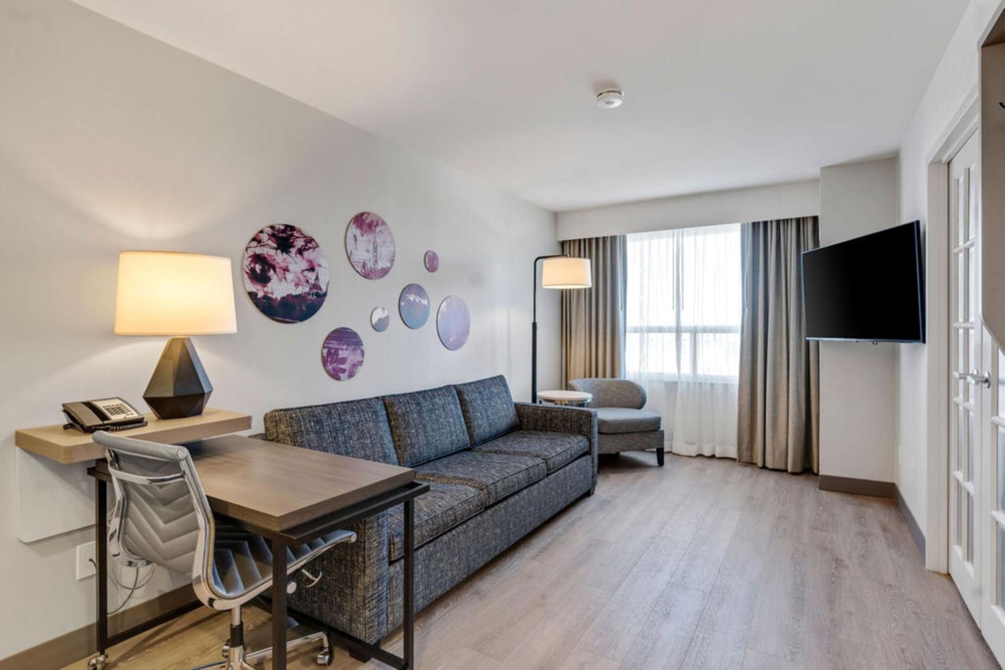 Holiday Inn & Suites Ottawa Kanata By Ihg Esterno foto